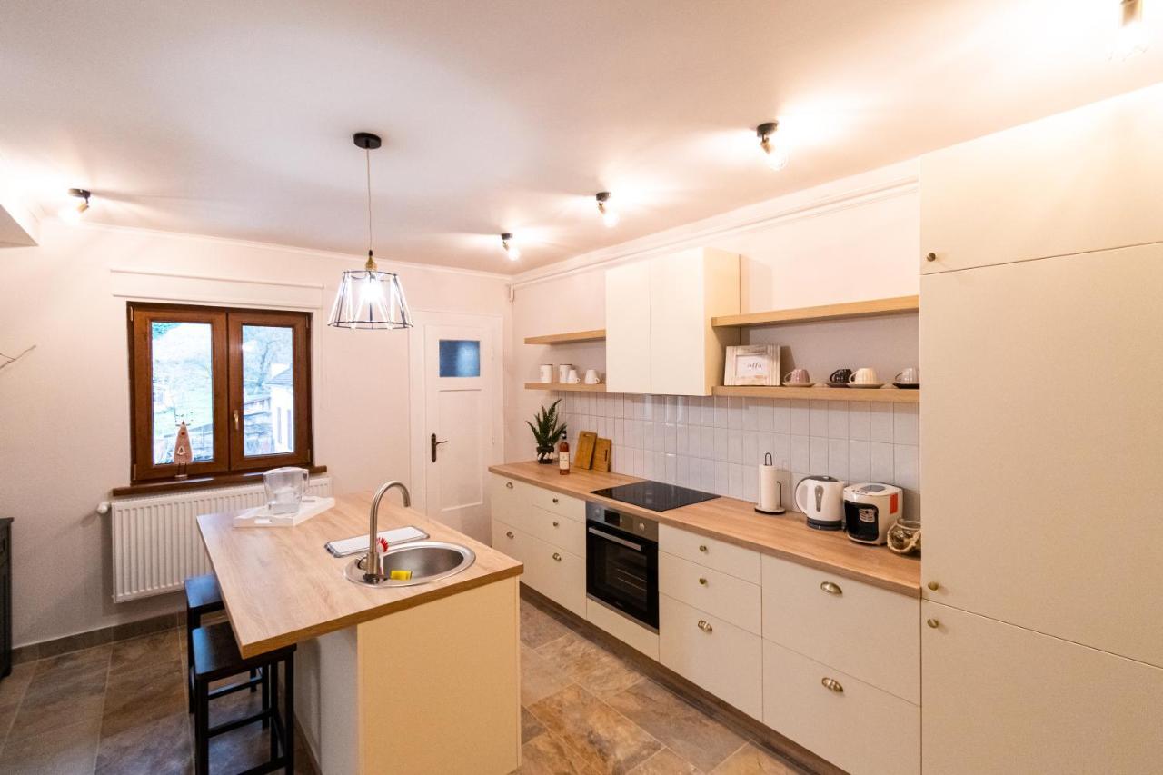 Castel'Or Residence Braşov Extérieur photo